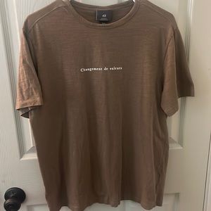 Light brown tshirt from h&m. Size Medium.